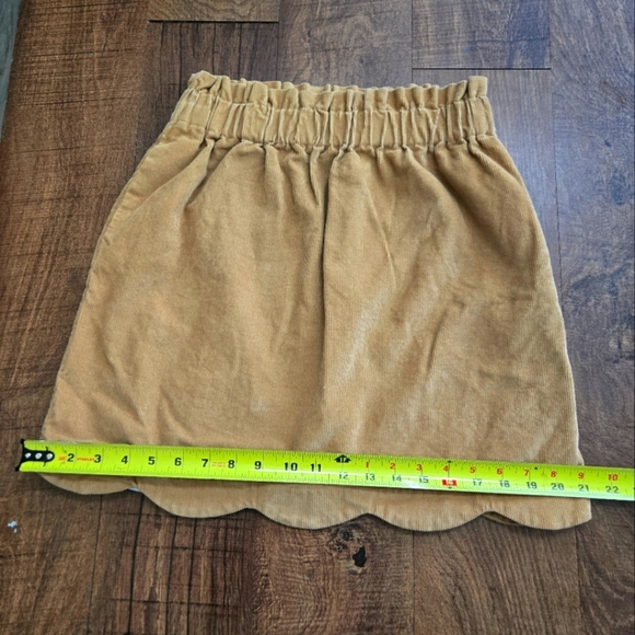 Scallop Corduroy Skirt in Camel by Lauren James Sz M Side Pockets - Picture 4 of 9